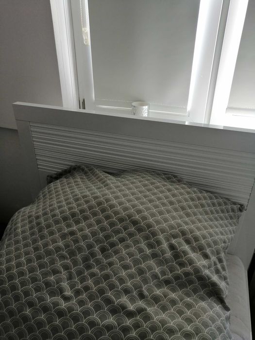 Sprzedam białe łóżko 90x200 Black Red White