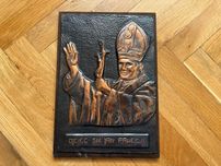 Ojciec Św. Jan Paweł II z deską wym. 19,3x28 cm