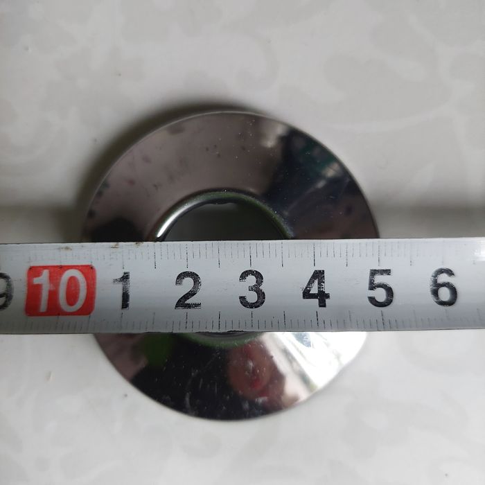 Rozeta - maskownica baterii - niski stożek - CHROM 3 szt

3 szt