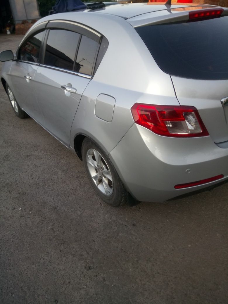 Geely emgrand ec7