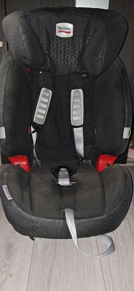Автокрісло Britax 9-36 кг