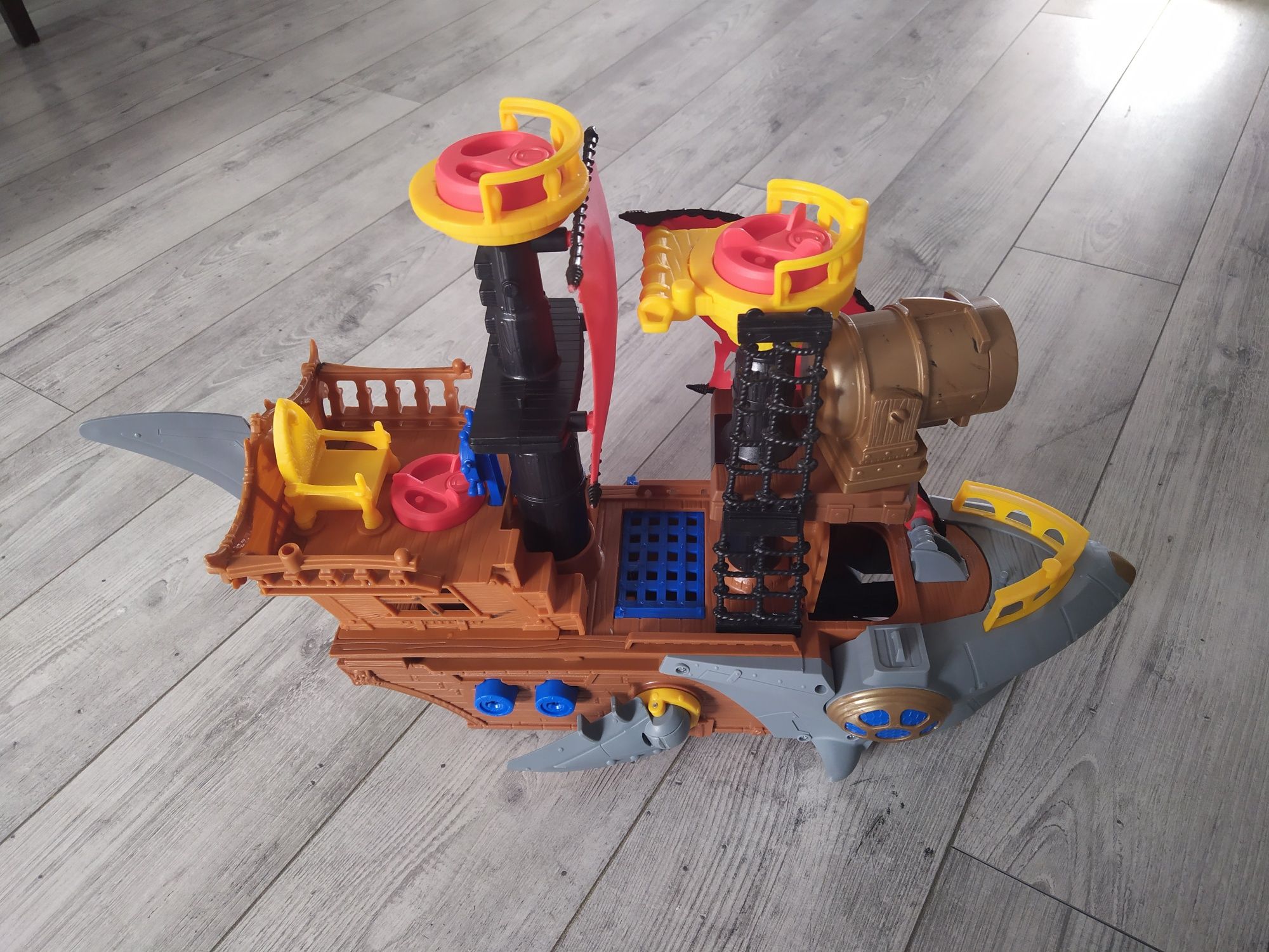 Statek piracki IMAGINEXT Fischer Price