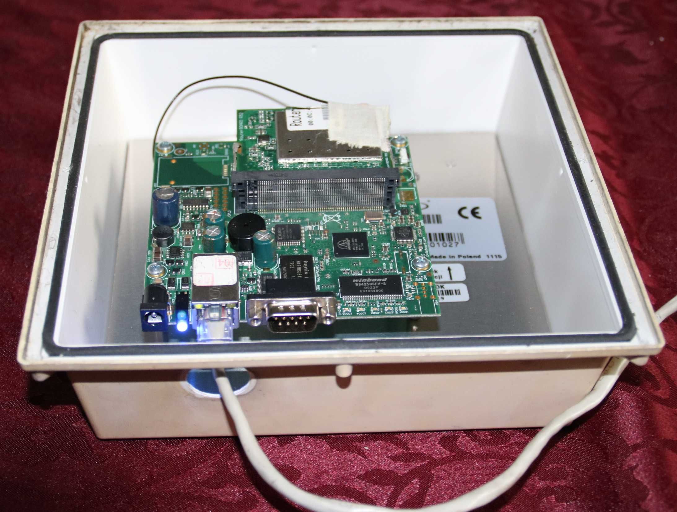 płyta routerboard 411 z anteną airbox 19dBi karta wi-fi 5GHz MMCX