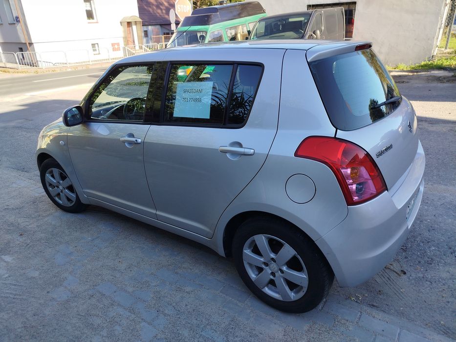 Samochód Suzuki swift