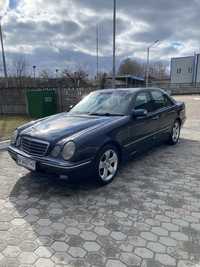 Mercedes E210 2.7