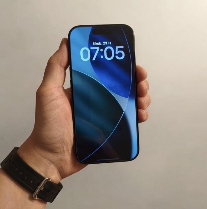 iPhone 16 Pro Black Titanium 256 GB - komplet , kondycja baterii 98%