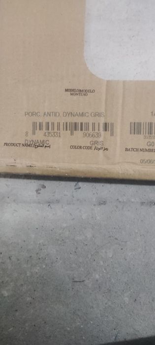 Vendo caixa azulejo pavimento