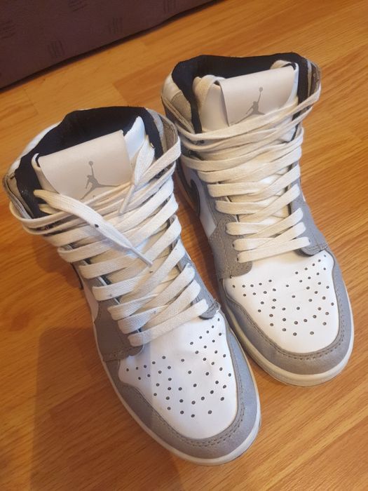 Кросівки Nike, футзалки FILA