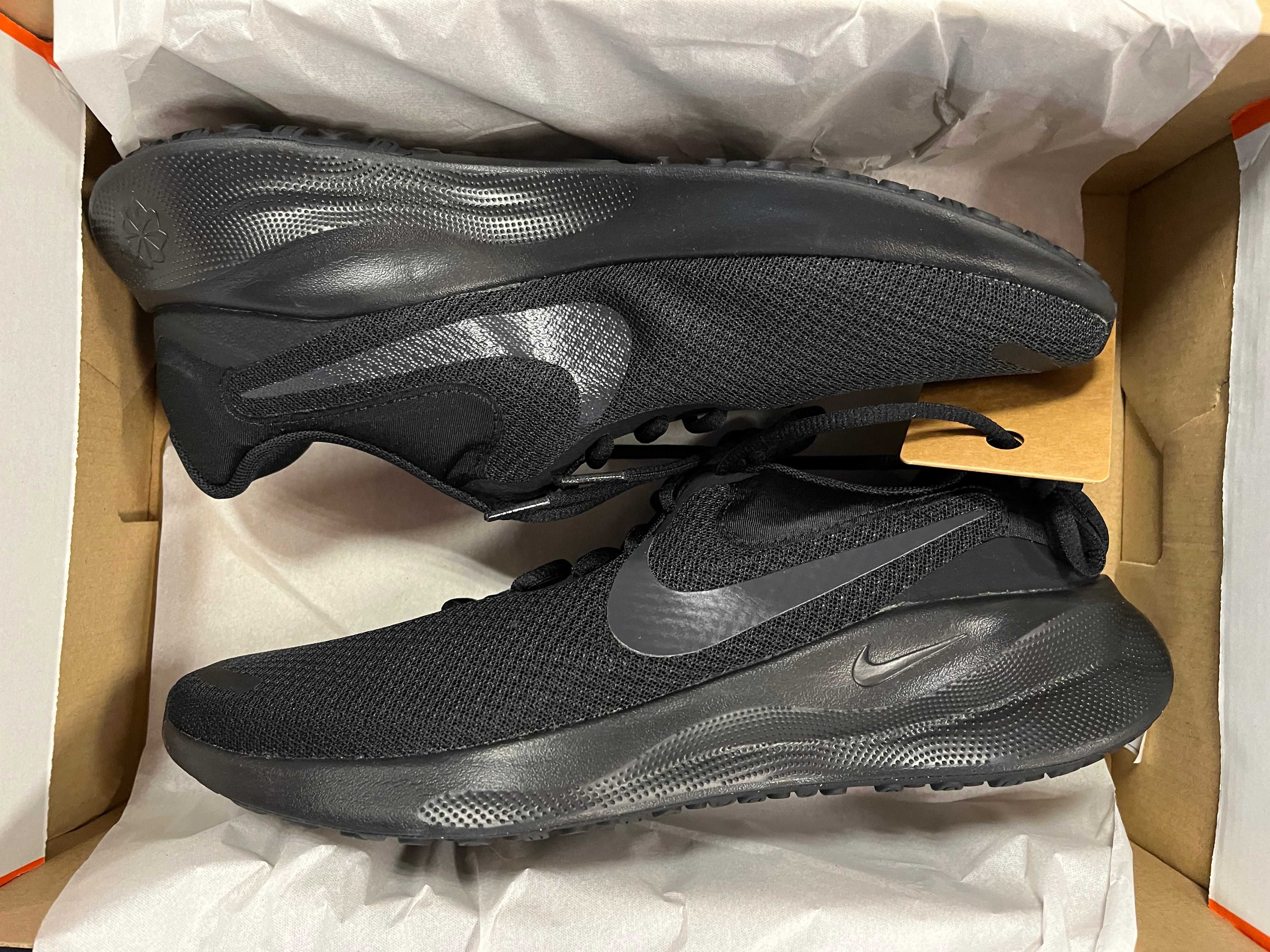 Кроссовки Nike Revolution 7 (FB2207-005) оригинал