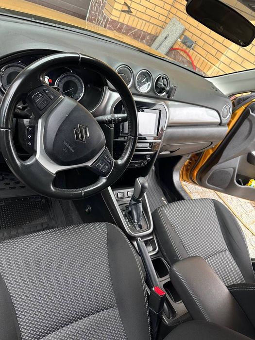 Suzuki Vitara-надійний та екомний автомобіль
