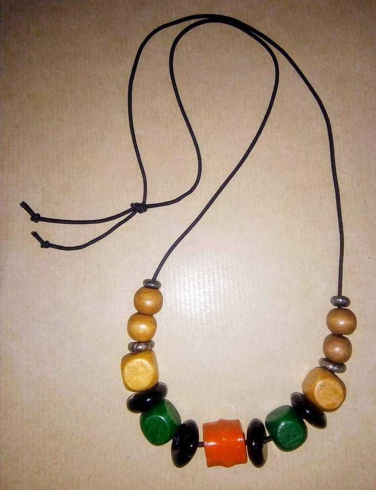 Colares de estilo étnico novos!