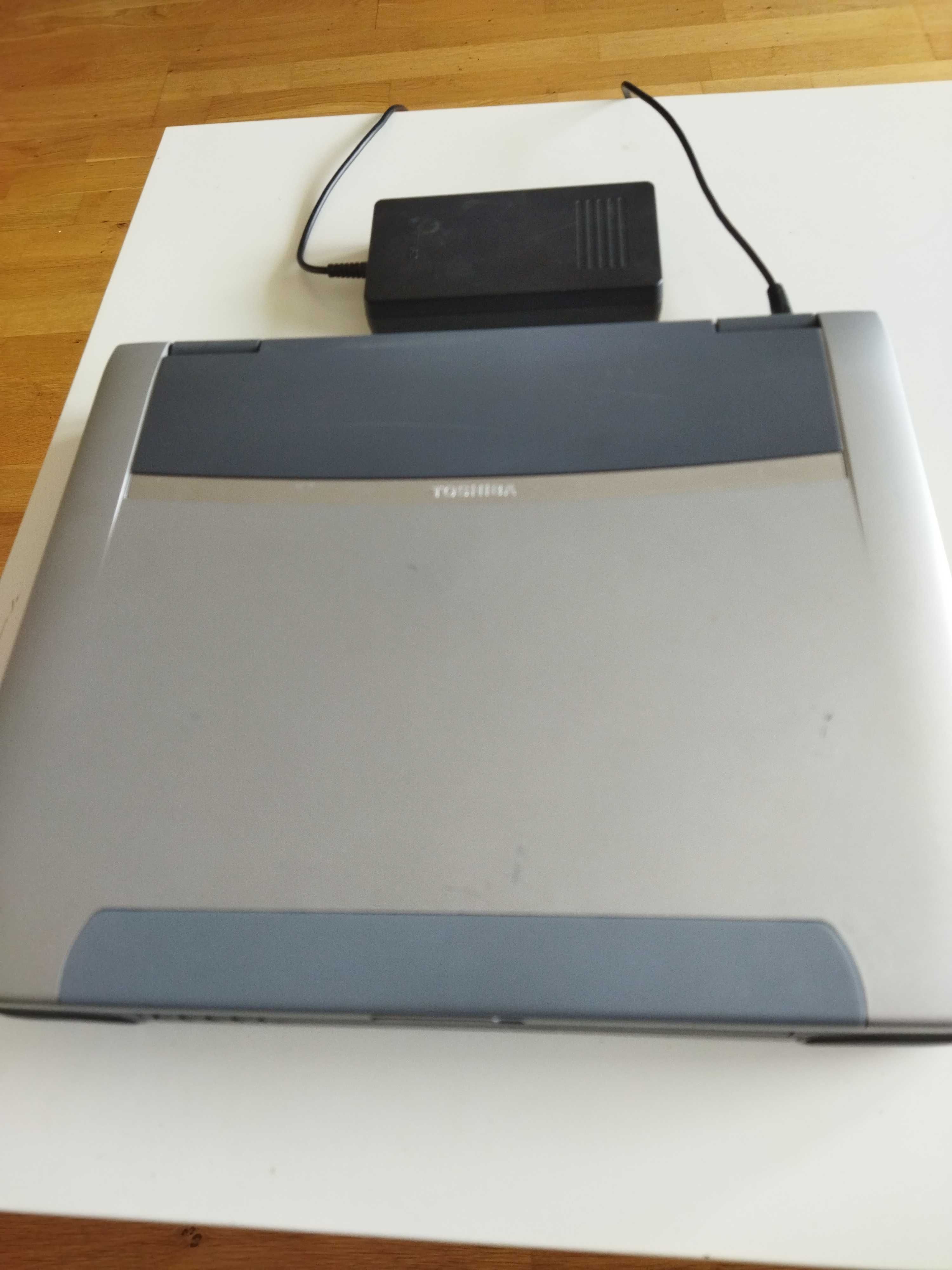 Retro Laptop Toshiba Intel Pentium 3- Zobacz