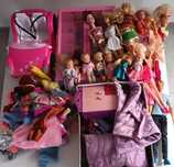 Zestaw: lalki barbie, auto, akcesoria, ubranka i szafa