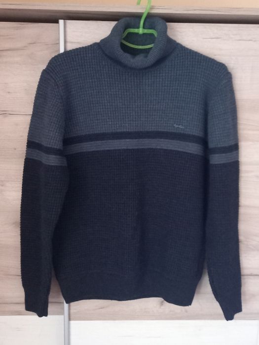 Свитер мужской тёплый под горло. Турция. Размер XL