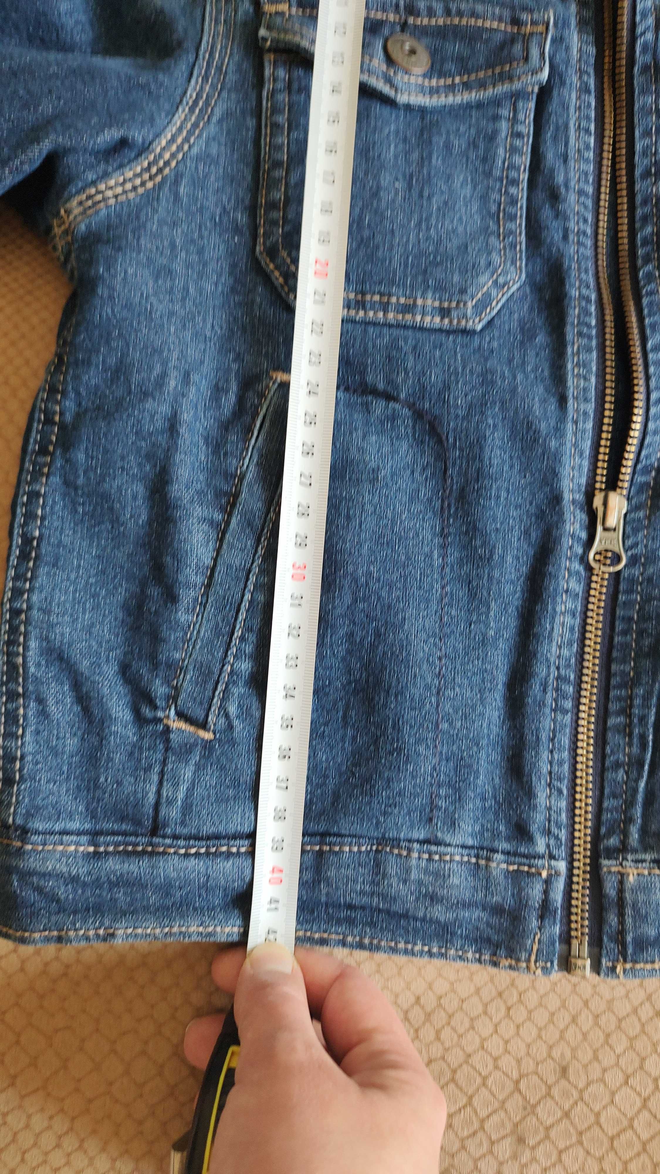 Курточка джинсова на шерпі carters, 5 років, нова
