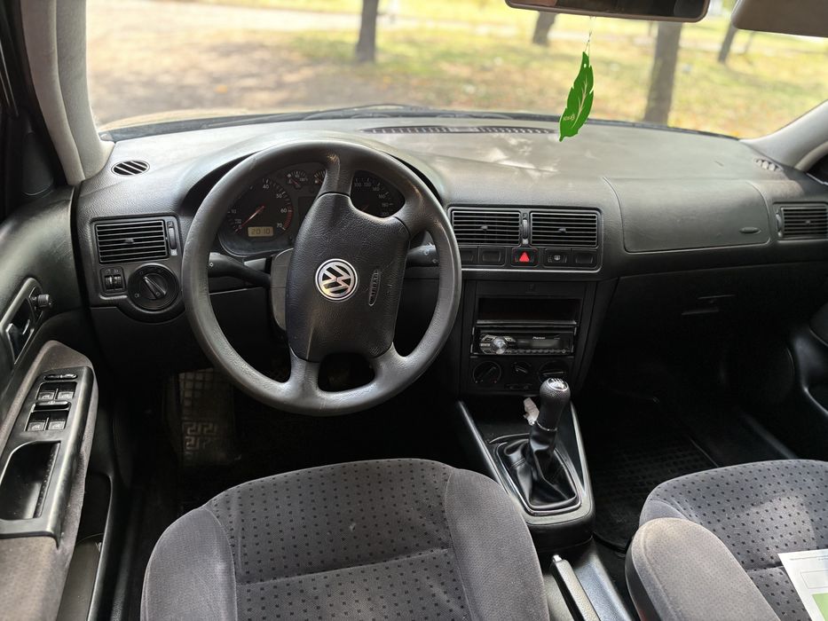 Volkswagen Golf 4 MPI