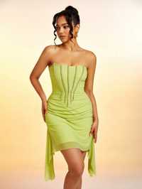 Sukienka Mini Sexy Asymetryczna Ze Zdobionym Dekoltem Limonkowa Xs 34