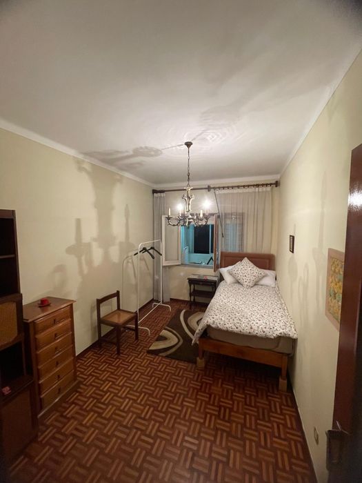 Quartos no Montijo mobilado (solteiro)