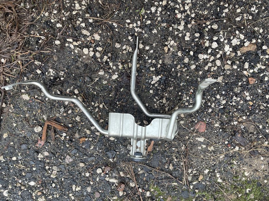 Zbiorniczek spryskiwaczy płynu wyrównawczy uchwyt Ducato Boxer Jumper