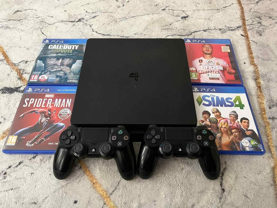 PlayStation 4 Slim 1TB+ 2 pady