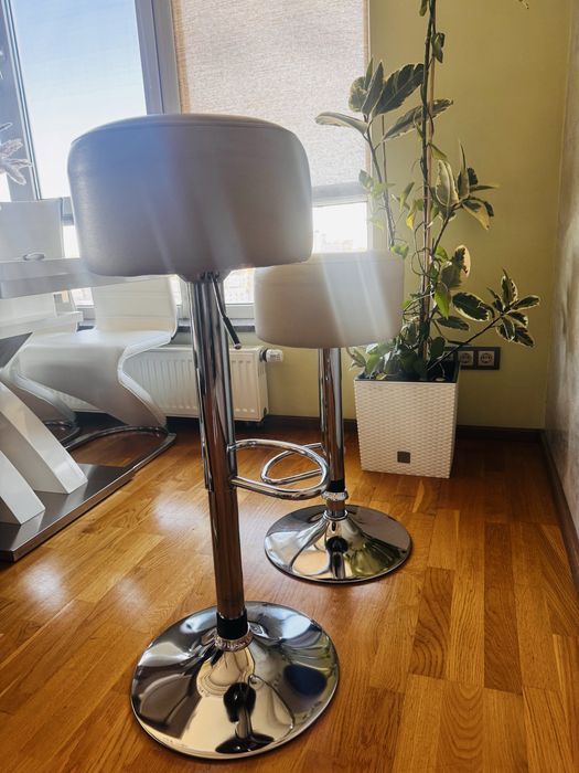 Барні стільці з екошкіри