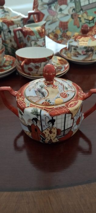 Antigo serviço de chá da Vista Alegre