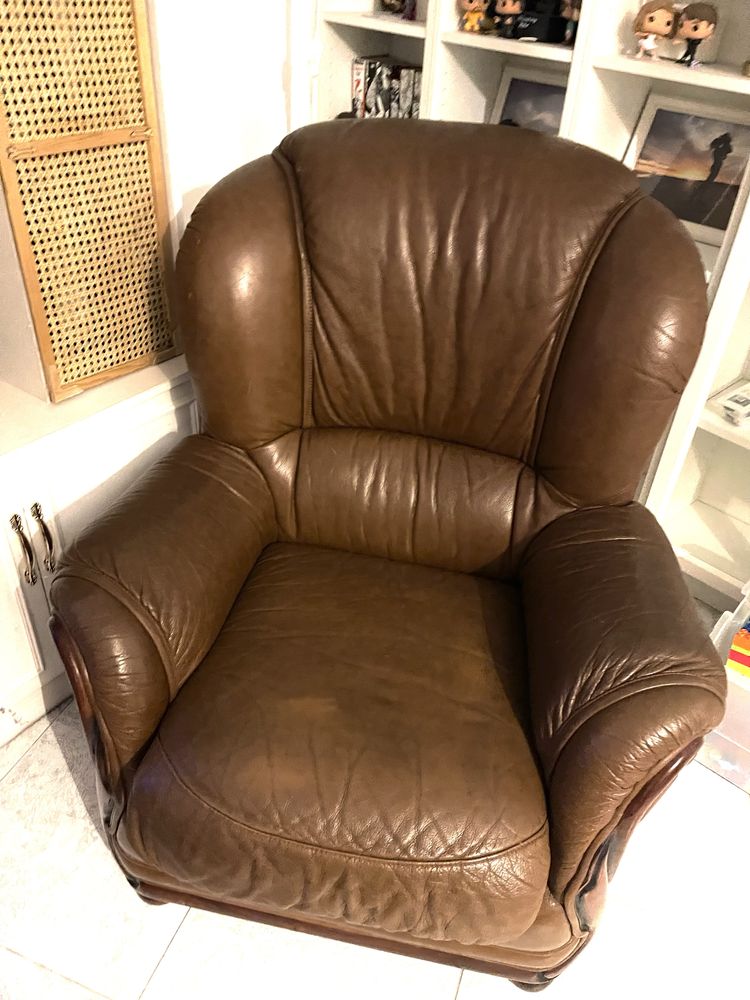 Conjunto de 3 sofás em pele