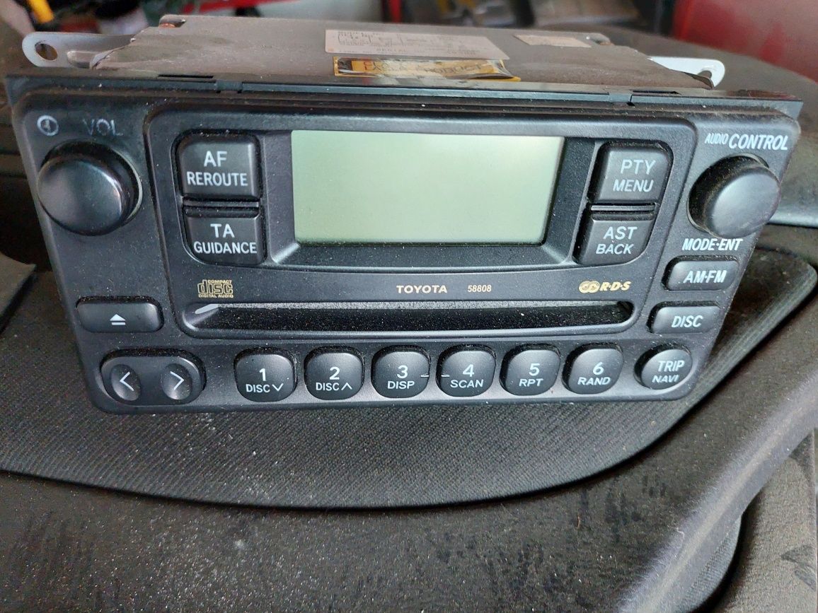 Radio toyota rav 4 Avensis