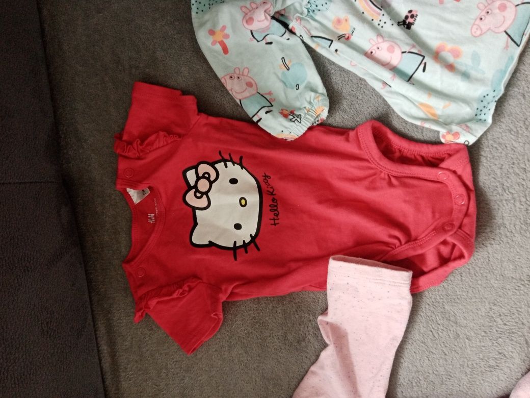 Ubranka 0-3 miesiące peppa hello Kitty Disney