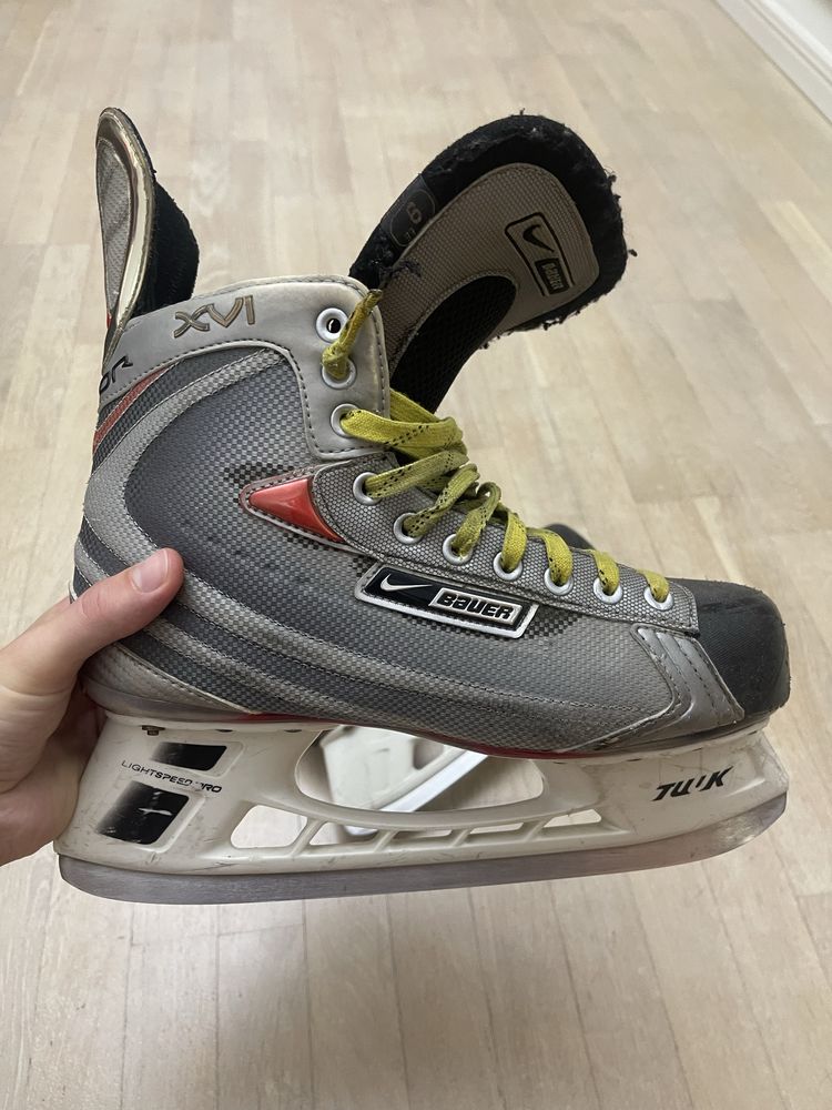 Ковзани Baurer Vapor XVI 9EE розмір 44,5