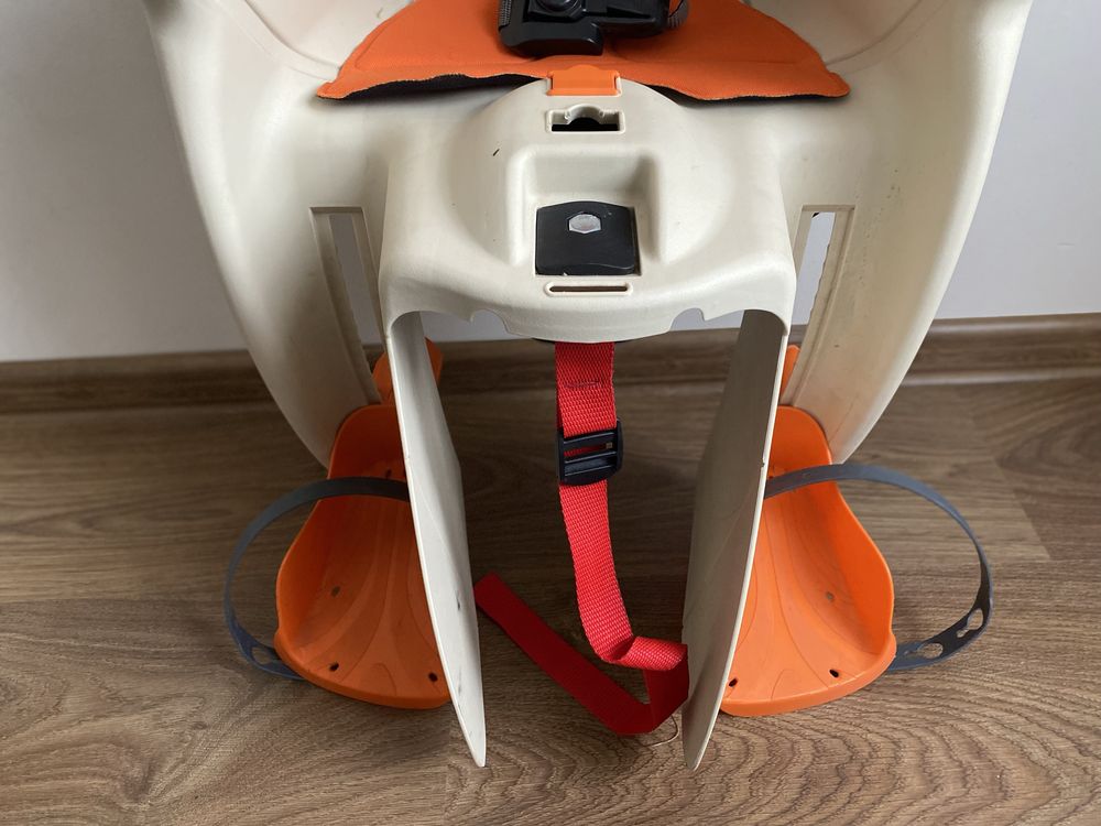 Fotelik rowerowy na bagażnik Bellelli Clamp do 22kg