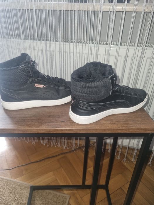 Czarne buty z futerkiem