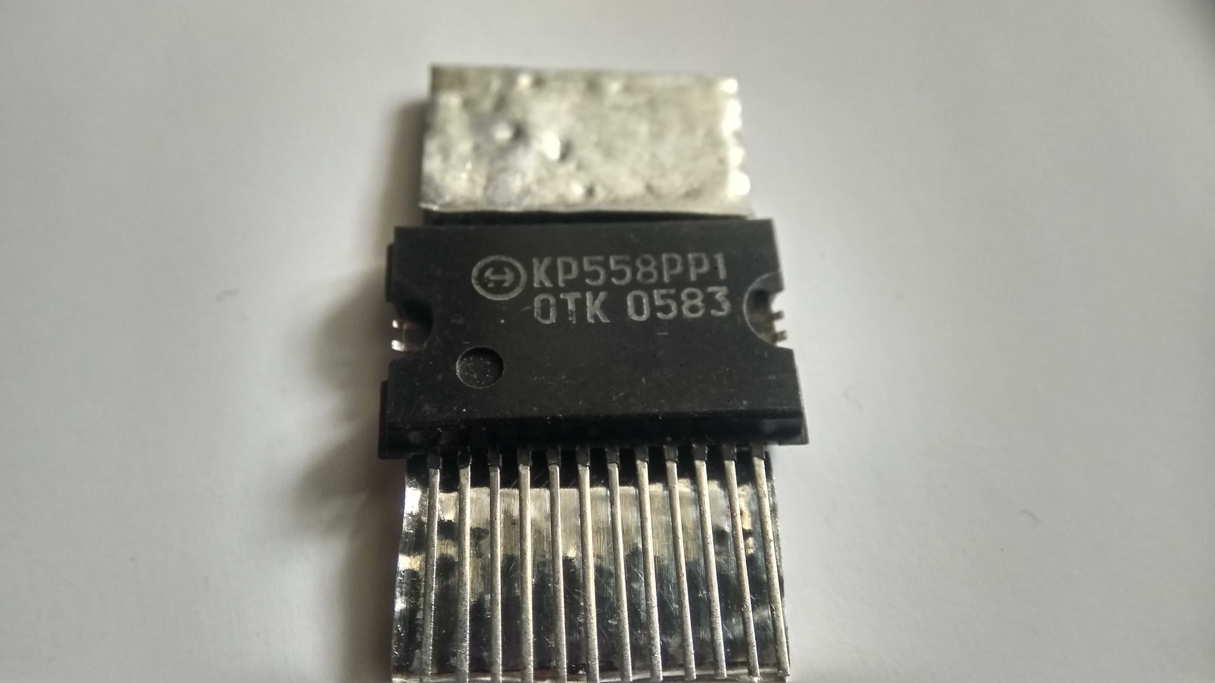 Мікросхема радянська  КР558РР1 ОТК 0583