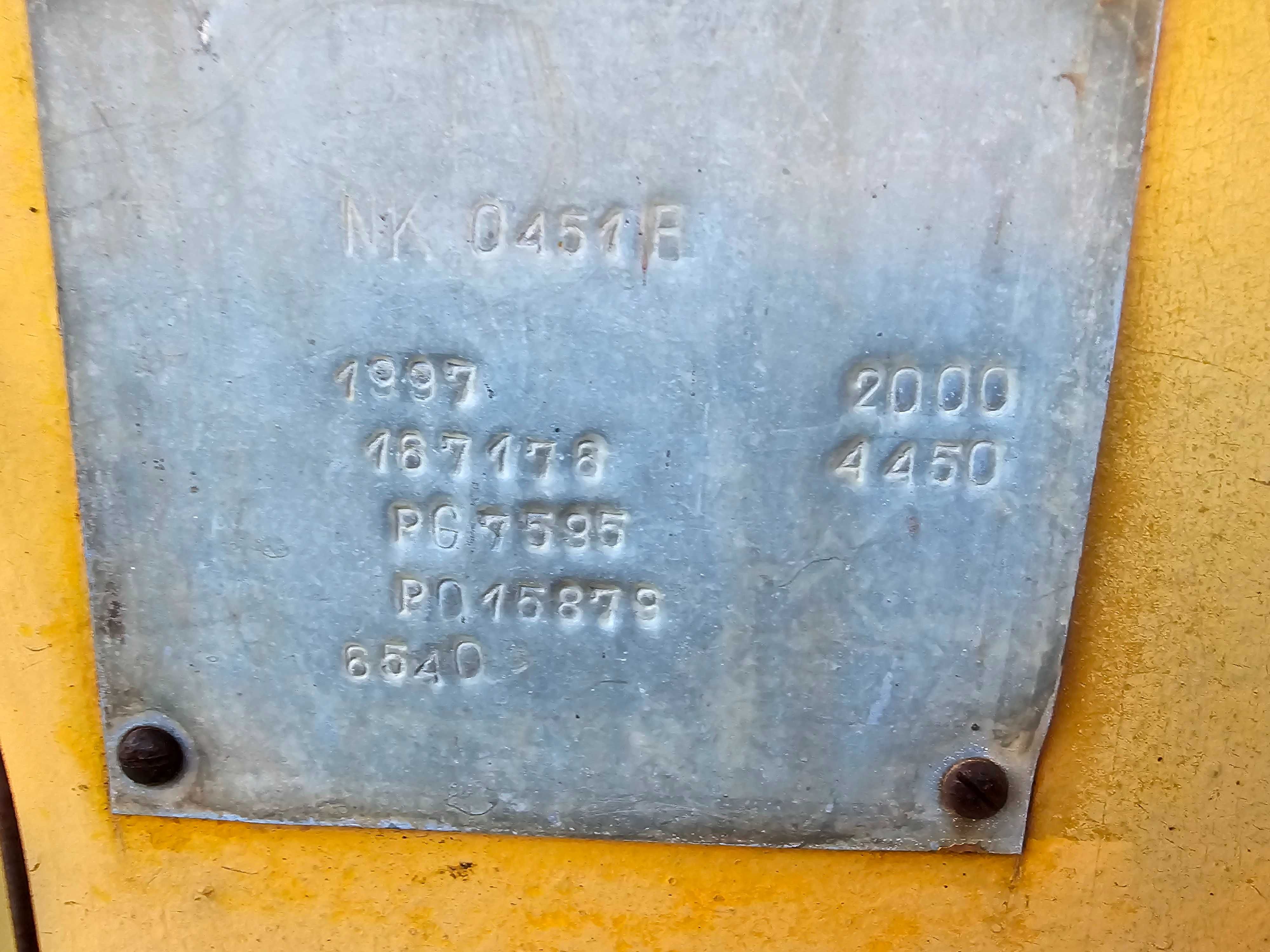 Koparko ładowarka Ostrówek NK-0451b