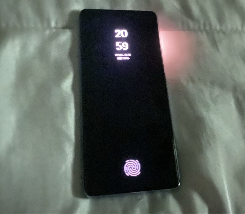 Oppo Reno 10 com caixa