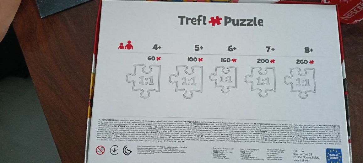 Trefl Puzzle 200