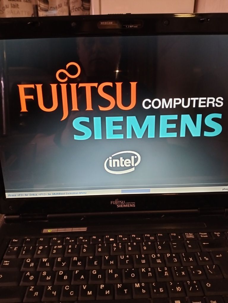 Продам ноутбук Fujitsu - Siemens Amilo Pi-2540