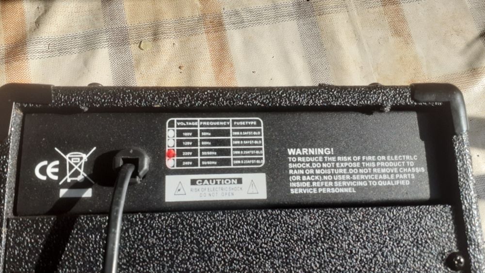 Wzmacniacz gitarowy GA-10