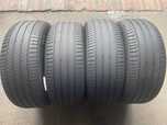 Komp. opon Michelin 235/55R17