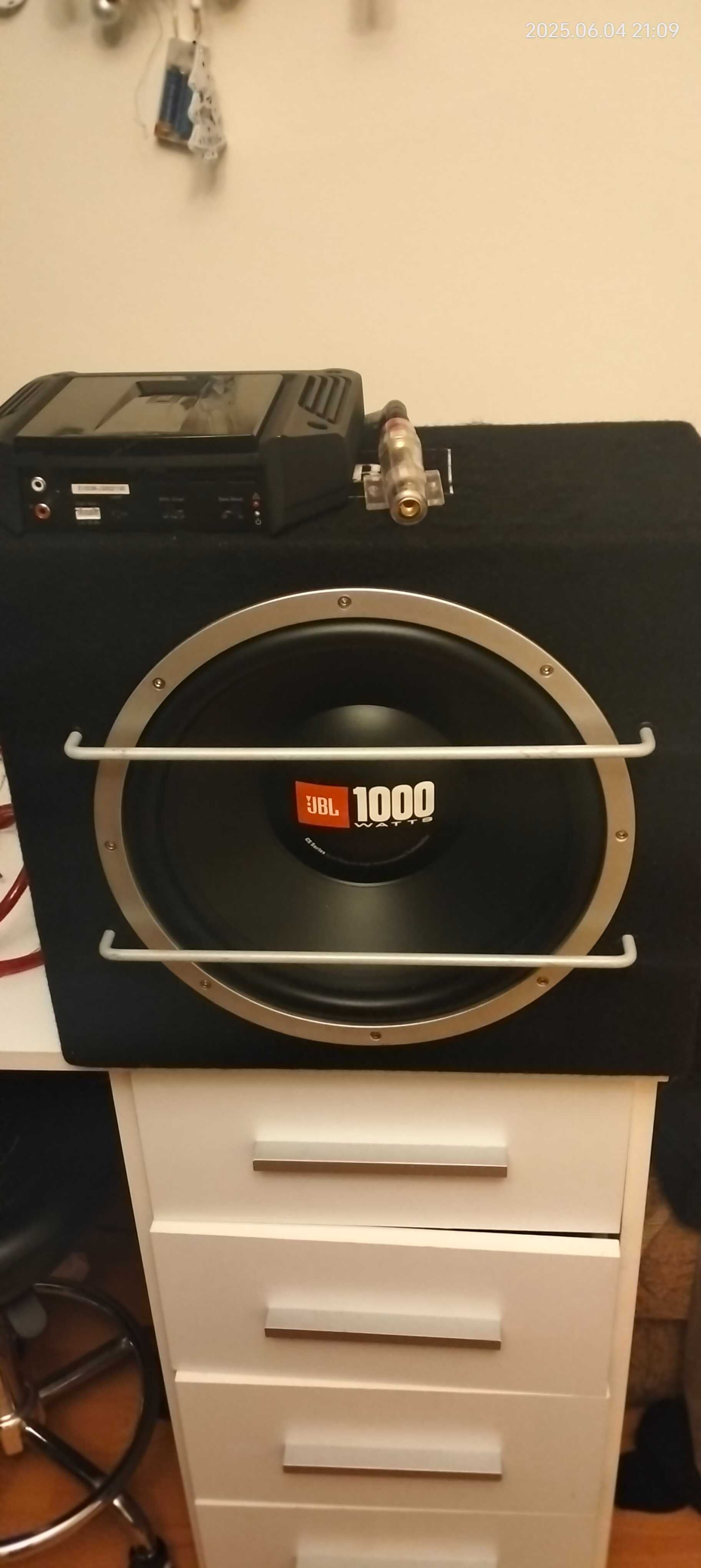 Subwoofer ze Wzmacniaczem JBL 1000W