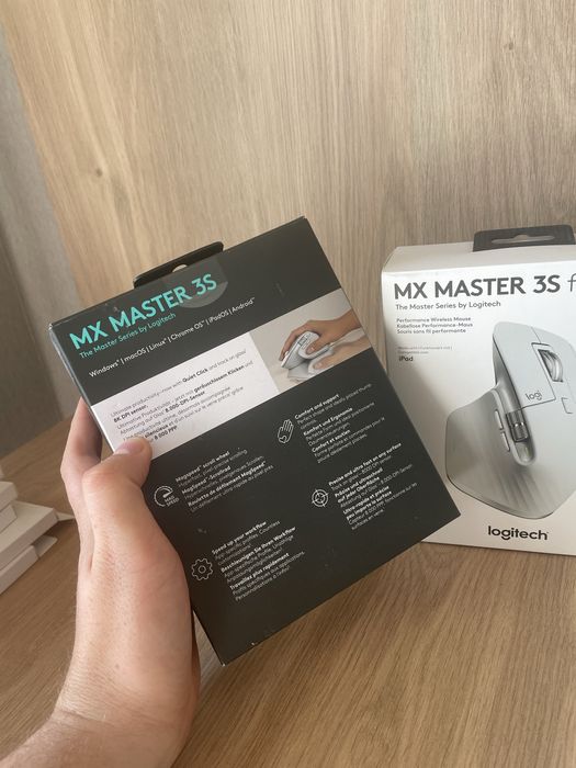 Миша Logitech MX Master 3S Pale Grey (910-006560)