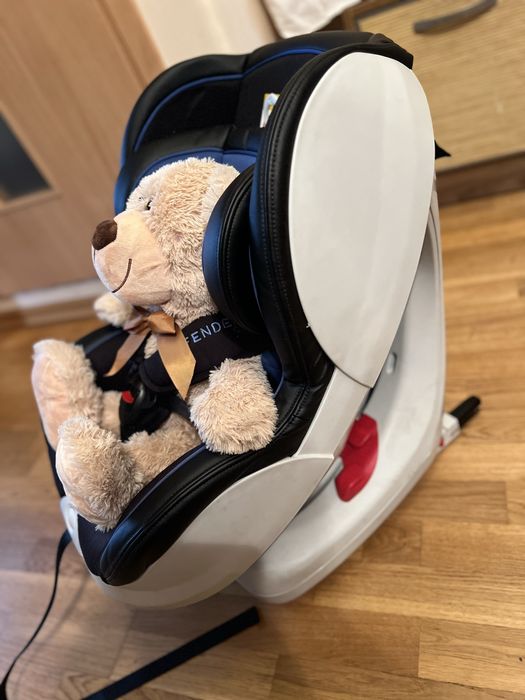 Fotelik samochodowy Caretero Defender Plus Isofix Niebieski 0-18Kg