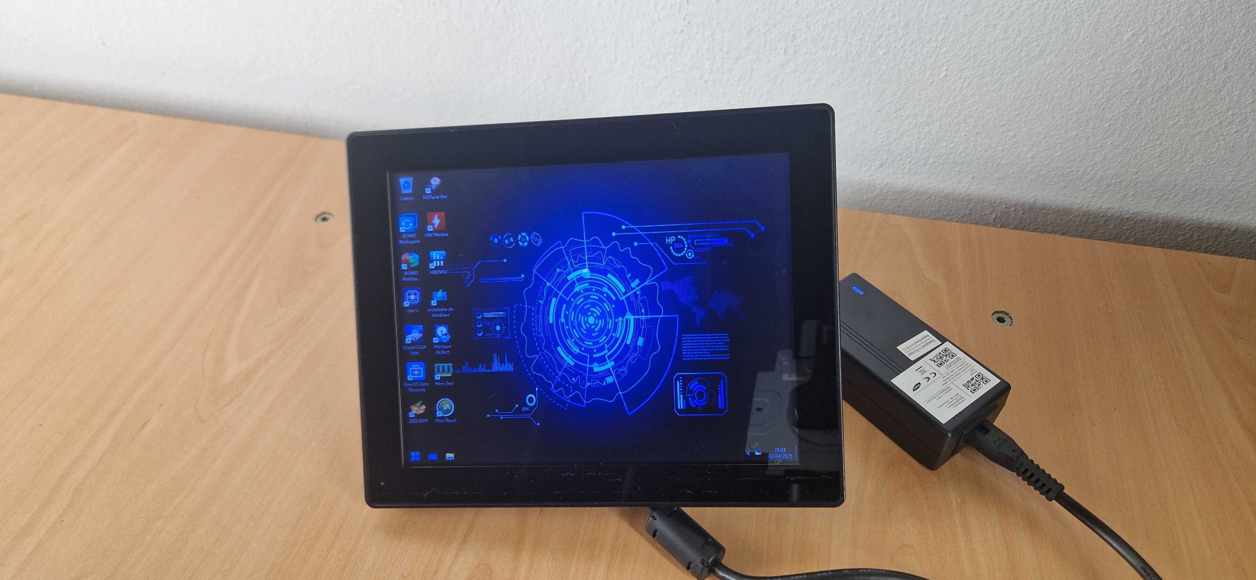 Monitor 8" entrada VGA