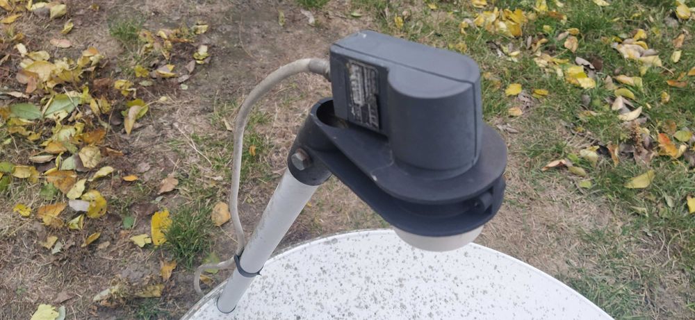 Супутникова антена Спутниковая