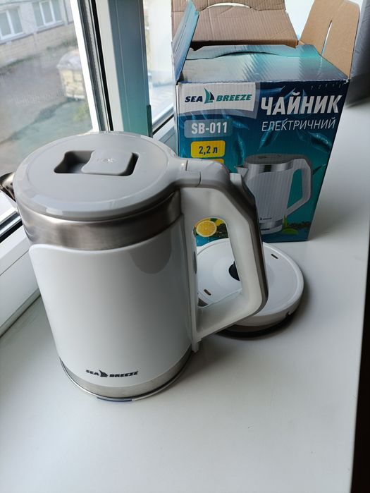 Чайник електричний 1500 вт новий