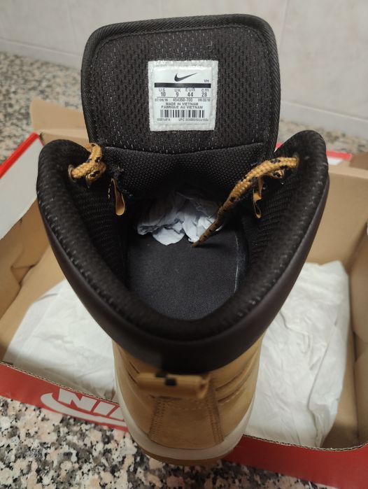 Sapatilhas / Botas Nike 44