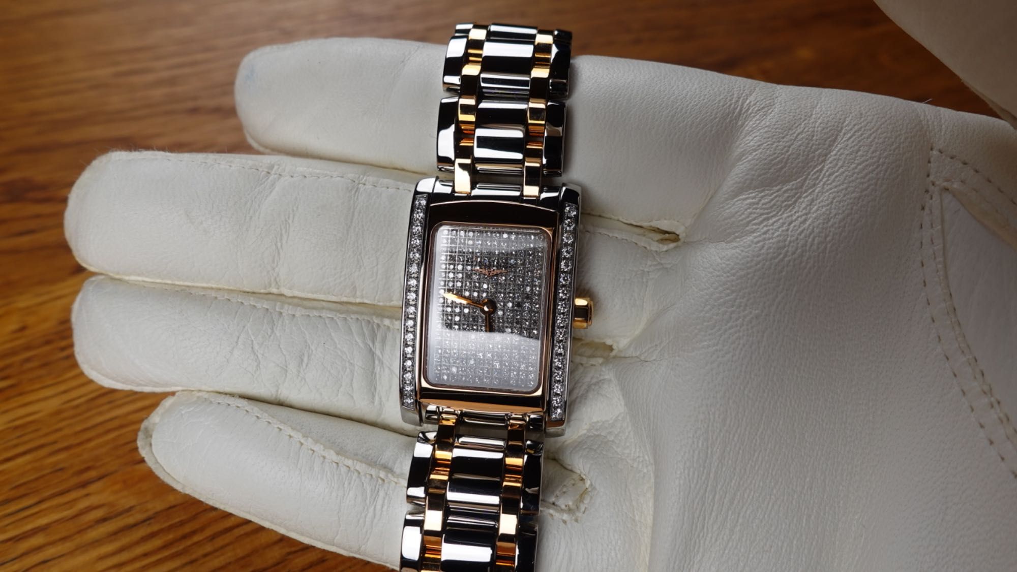 Longines DolceVita – unikalny damski zegarek z 244 (!) diamentami