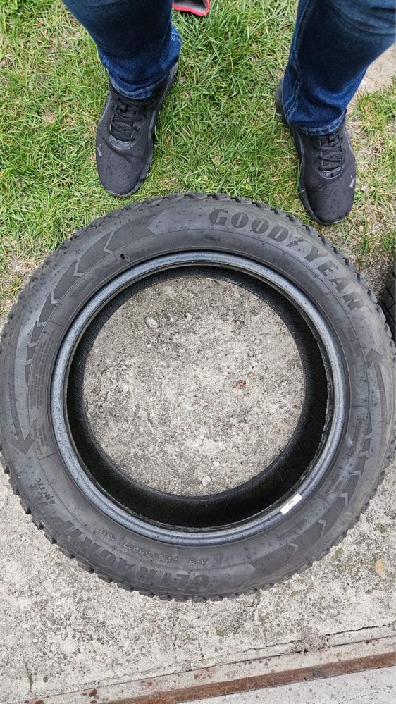 Opony zimowe 225/55 R17
