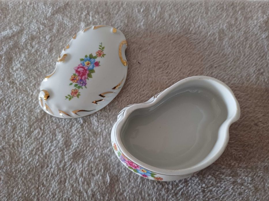 Caixa em porcelana Artibus Aveiro - anos 80