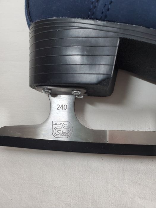 Łyżwy figurowe Roces Caje r 39 Nowe